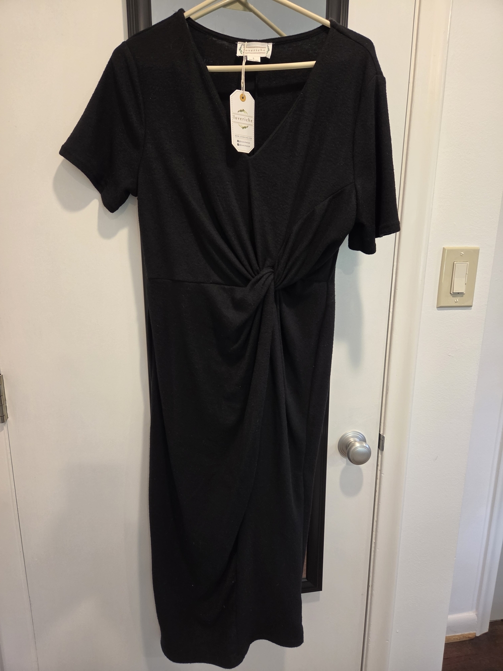 Love Riche Black Knot-Front V-Neck Midi Dress